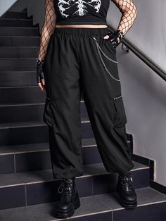 Grunge Punk Plus Zip Pocket Side Cargo Pants With Chain | SHEIN USA Cargo Pants With Chain, Clown Goth, Trendy Denim, Grunge Punk, Cargo Joggers, Plus Size Pants, Fashion Joggers, Really Cute Outfits, Cargo Trousers