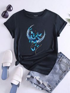 Navy Blue Casual Collar Short Sleeve Fabric Galaxy,Butterfly  Embellished Slight Stretch Summer Women Clothing Moon And Butterfly, Galaxy Butterfly, Moon Shirts, Printed Tee Women, T Shirt Design Inspiration, Hot Summer Outfits, Creative T Shirt Design, Tee Shirt Fashion, Space Shirts