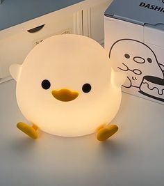 adorable duck lamp, aesthetic, cute Cute Night Lights, Aesthetic Objects, Cute Ducklings, Nursery Night Light, Light Up The Night, Cute Room Ideas, Cute Home Decor, Cute Room Decor