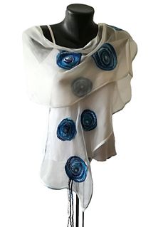 Felting Scarf, Felt Scarf, Nuno Felt, Nuno Felt Scarf, Painted Scarf, Art Scarves, White Scarf, White Scarves, Scarf Silk