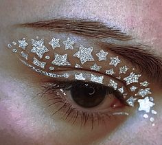 Star Eye Makeup, Fairy Makeup Tutorial, Extreme Make-up, Makeup Carnaval, Make Carnaval, Fairy Makeup, Kesha, Festival Looks, Makati