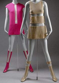 Rudi Gernreich - Robe Mini et Bottes 'Chaussettes' - Jersey Laine et Plastique Transparent - 1967 Space Age Fashion, 1960s Outfits, Costume Institute