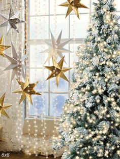 Golden Star Christmas Tree Photography Backdrop - A Christmas tree adorned with lights Christmas Family Portraits, Christmas Loft, Snow Covered Christmas Trees, Christmas Tree Photography, Portable Backdrop, Star Christmas Tree, Fall Fireplace, Christmas Backdrop, Light Backdrop