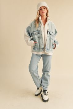 The perfect mixed media denim jacket that we can't get enough of! -Color: Classic light blue denim wash -Front zippers and thoughtfully designed multiple functional pockets -Side pockets -Oversized fit -Lined -Content: Self 100% Cotton/ Contrast 100% Polyester -Hand wash /Dry flat to dry -Imported -Model is wearing a size Small Oversized Sherpa Jacket, Denim Sherpa Jacket, Sherpa Denim Jacket, Perfect Denim, Style Inspiration Winter, Oversized Denim Jacket, Sherpa Jacket, Light Blue Denim, Women Clothing Boutique