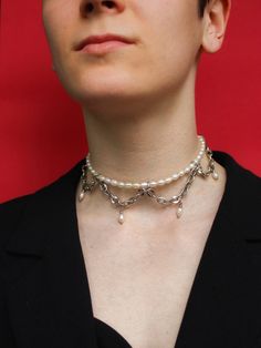 ON ME: - Total strand length is 13" All sizes: 13 inch - 33 cm 15 inch - 38 cm 17 inch - 43 cm Welcome to a stunning statement pearl choker delicately adorned with a silver chain, a perfect blend of sophistication and elegance. Explore the captivating allure of our drop pearl choker collars, designed to make a statement with every wear. Celebrate the timeless beauty of pearls with our classic freshwater pearl necklaces and pearl drop necklaces, each meticulously crafted to enhance your ensemble Drop Necklaces, Classic Pearl Necklace, Prom Necklaces, Pearl Drop Necklace, Pearl Chain Necklace, Pearl Necklaces, Choker Collar, Chunky Necklace, Pearl Choker