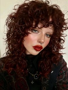 2024 Haircuts, Hair Short Curly, Curly Hair Short, Curly Haircuts, Short Curly Haircuts, Short Curls, Alternative Hair