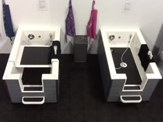 there are two sinks in the same room