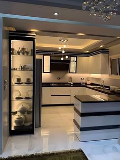 Zigarren Lounges, Desain Pantry, Interior Design Your Home, Modern Kitchen Cabinet Design, Hall Interior Design, Kitchen Interior Design Decor, Kitchen Interior Design Modern, Kitchen Design Plans, House Design Kitchen