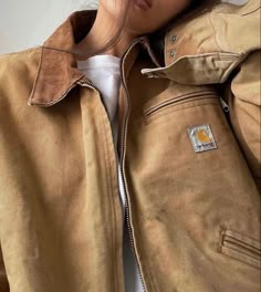 Carhartt Jacket Outfit Woman, Carhartt Women's Outfit, Carhartt Jacket Women's, Carhartt Jacket Outfit, Carhartt Outfit, Carhartt Detroit Jacket, Detroit Jacket, Carhartt Detroit