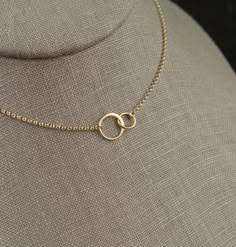 Simple Gold Necklace, Modern Gold Jewelry, Gold Necklace Simple, Rings Necklace, Gold Rings Fashion, Gold Jewelry Simple