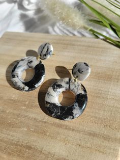 Your order arrives in a small, cardboard jewelry box. Affordable Black Resin Earrings, Polymer Clay Earrings Marble, Marble Effect Clay Earrings, Marble Clay Earrings, Black Marble Polymer Clay Earrings, Cardboard Jewelry, Marble Earrings, Cardboard Jewelry Boxes, Saint Paul Mn