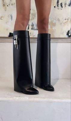 Black Saffron, Givenchy Boots, Botas Western, Rose Noir, Dr Shoes, Luxurious Lifestyle, Gold Teeth, Shoe Wishlist, Heels Classy