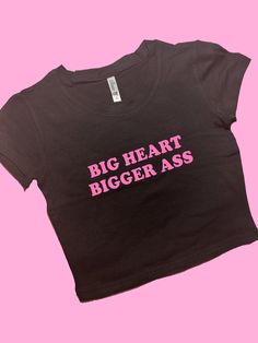 Big Heart Bigger A SNUG FIT Crop Top | Graphic Top | Gift For Her | Y2K Baby Tee | Y2K crop top | Gift for friend | Funny Slogan Comfy Top to Lounge in! Actual item may be lighter/darker than pictured. M A T E R I A L S - SNUG FIT - 100% RING SPUN COTTON - Shoulder Taping S I Z I N G - Size chart is available on our listing photos. S H I P P I N G  &  P R O D U C T I O N  T I M E - Production Time is 2-3 Business Days. (May be delayed during the Holiday Season) - Shipping Time is 2-5 Business Da Fitted Black Crop Top With Logo Print, Pink Stretch Crop Top With Letter Print, Pink Y2k Crop Top With Letter Print, Pink Slogan Y2k Crop Top, Y2k Slogan Pink Crop Top, Y2k Pink Slogan Crop Top, Pink Y2k Slogan Crop Top, Y2k Cropped T-shirt With Slogan, Fitted Slogan Crop Top For Streetwear