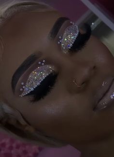 Sliver Makeup, Gold Makeup Looks, Beginners Eye Makeup