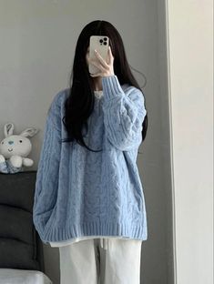 Blue Korean Aesthetic, Blue Aesthetic Style, Blue Korean Outfit, Soft Blue Outfit Aesthetic, Blue Outfits Casual, Blue Winter Aesthetic Outfit, White Blue Outfit, Soft Blue Outfit, Blue Winter Outfits