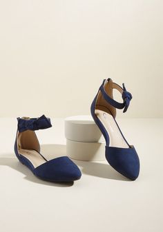 Wedding Shoes Wedge, Sepatu Pump, Trendy Wedding Shoes, Wedge Wedding Shoes, Navy Blue Shoes, Everyday Chic