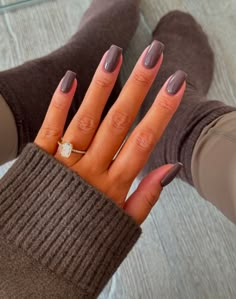 50+ Cute November Nails You Need to Try this Month! - Prada & Pearls Nails Ideas November, Nail Ideas November, November Nails Fall Acrylic, November Nail Ideas, Cute November Nails, November Nail Art, November Nails Colors, November Nails Fall, Chrome Nail Colors