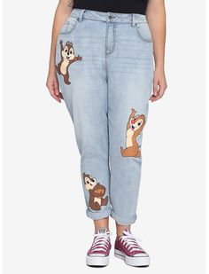 Mom Jeans Plus Size, Light Wash Mom Jeans, Disney Chip, Plus Size Disney, Chip N Dale, Disney Bound Outfits, Chip And Dale, Jeans Plus Size, Cute Pants