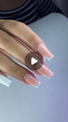 Daisy Acrylic Nails, Chic Nail Art, Fresh Look, French Nails, Summer Nails, Timeless Beauty, Nail Inspo, Acrylic Nails, Daisy