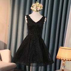 Cute Homecoming Dresses Short, Black Lace Prom Dress, Homecoming Dress Short, Beading Embroidery, Lace Beading, Cute Homecoming Dresses, Mini Prom Dresses, V Neck Prom Dresses, Graduation Dresses