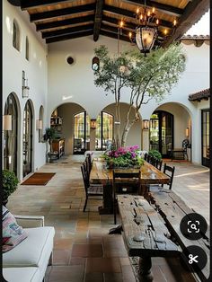 Country Mediterranean Homes, Mediterranean Barndominium, Mediterannean House, Mediterranean Revival Interior Design, Mediterranean House Aesthetic, Mediterranean Front Porch, Mediterranean Homes Interior Design, Mediterranean Facade, Mediterranean Homes Interior