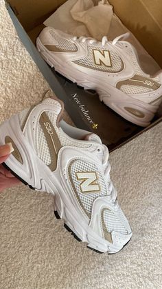 N Balance Shoes, Gold New Balance, Pretty Sneakers, Trendy Shoes Sneakers, Pretty Shoes Sneakers, Shoes Outfit Fashion, Cute Nike Shoes, Fresh Shoes, Cute Sneakers