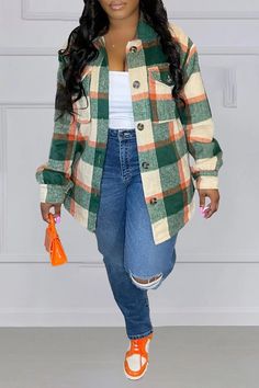 Olivia Mark - Soft and Warm Plaid Coatigan with Long Sleeve Jacket Early Fall Outfits Plus Size, Plus Size Plaid Outfits, Green Wardrobe, Vinter Mode Outfits, Winter Mode Outfits, Worship Team, Shirt Collar Styles, Plaid Outfits, Trendy Fall Outfits