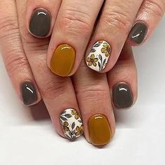 Amazon.com : fall nail Acrylic Nails Glossy, Grey Acrylic Nails, Nails Press Ons, Simple Fall Nails, Short Fake Nails, Short Press On Nails, Press On Nails Short, Almond Acrylic Nails, Nails For Women