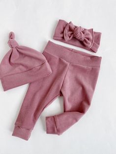 Mauve Ribbed Velvet Baby Leggings Newborn Leggings Girl - Etsy Boy Leggings, Baby Boy Leggings, Slouch Pants, Girl Leggings, Toddler Leggings, Knit Fabrics, Baby Belly, Going Places