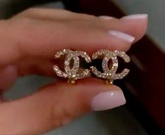 Small Chanel Earrings, Ice Jewelry Aesthetic, Diamond Earrings Aesthetic, Baddie Jewelry, Icy Jewelry, Jewelry Expensive, Hey Harper, Sleek Watch, Always Late