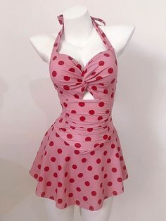 Swim Dress Modest, Womens Swimdress, Swimsuit Cute, Pink Spaghetti, Cute One Piece, 1960s Outfits, Pink Swimsuit, Cute Swimsuits, Costume Outfits