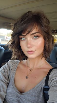 Short and Sweet: Easy Morning Hairstyles Beauty Finds, Haircut And Color, Penteado Cabelo Curto, Trending Hairstyles, Beauty Style, Hair Today, Luxury Beauty, Hair Dos