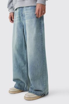 Denim Parachute Jean | boohooMAN USA Blue Jeans Outfit Men, Blue Jeans For Men, Baggy Jeans Men, Baggy Pants Outfit, Baggy Blue Jeans, Male Shirt, Plain Jeans, Baggy Jeans Outfit, Crazy Houses