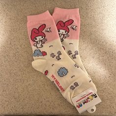 Women Hello Kitty And Friends Socks Cute Cotton Socks, Kuromi Clothes, Accessories Hello Kitty, Kawaii Socks, Hello Kitty Baby, Kitty Accessories, Halloween Socks, Kitty Baby, Hello Kitty Accessories