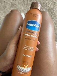 Vaseline Jelly, Greys Anatomy Funny, Spray Moisturizer, Healing Dry Skin, Diy Skin Care Routine, Airplane Photography, Body Hygiene, Body Oils, Feminine Hygiene