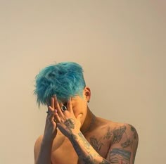 Ftm Haircuts, Blue Hair Aesthetic, Androgynous Haircut, Dyed Hair Men, Buzzed Hair, Mens Hair Colour, Men Hair Color, Haircut And Color, Men Hair