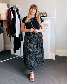 Midsize Spring Fashion, Midsize Fashion Summer, Spring Summer Capsule Wardrobe, Midsize Outfits, Mid Size Fashion, Midsize Fashion, Summer Capsule Wardrobe, Summer Work Outfits, Curvy Girl Outfits