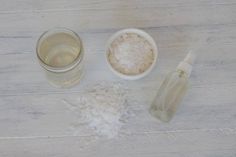 How to Make Magnesium Oil from Flakes - Bumblebee Apothecary Magnesium Lotion Recipe, Make Magnesium Oil, Bumblebee Apothecary, Magnesium Oil Benefits, Magnesium Flakes, Magnesium Oil Spray, Diy Soap Bars, Homemade Body Care, Magnesium Lotion