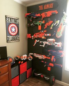 Nurf Wall, Nerf Armory Wall, Nerf Wall Boy Rooms, Nerf Pegboard Wall, Nerf Bedroom Ideas, Nerf Room Ideas Boys, Nerf Wall Storage, Boy Room Decor Ideas For Kids, Diy Nerf Storage