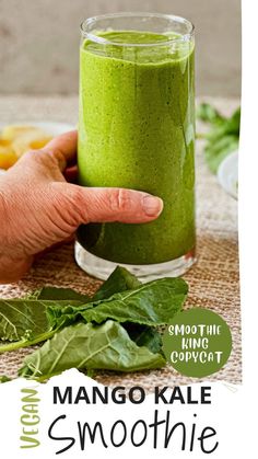 side view of a hand grabbing the smoothie. Kale leaves are scattered in front. Smoothie King Recipes, Smoothie At Home, Plant Based Smoothies, Fat Burning Smoothie Recipes, Energizing Breakfast, Nutritious Smoothie Recipes, Breakfast Shakes, Smoothie King, Kale Smoothie