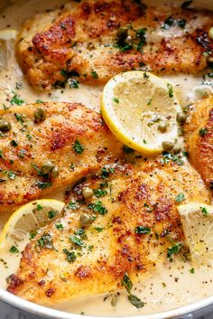 Creamy Lemon Parmesan Chicken, Lemon Parmesan Chicken, Gourmet Comfort Food, Lemon Chicken Piccata, Piccata Recipe, Chicken Piccata Recipe, Creamy Chicken Recipes, Creamy Lemon Chicken, Creamy Recipes