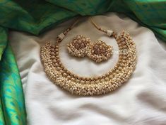 Indian Jewelry Sets Gold, Bridal Indian Jewelry, Jewelry Journal, Latest Necklace Design, Jewelry Sets Gold, Silver Indian Jewelry, Oxidised Jewelry, Emraan Hashmi, Bridal Indian