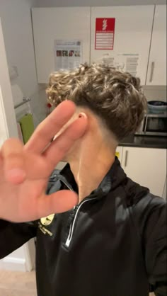 Fit Lads Curly Hair, Cool Fluffy Hair, Fit Brunette Fluffy Hair Boy, Fluffy Hair With Fade, Fit Lads Fluffy Hair, Fluffy Hair Boy 13, Fluffy Hair Fade, Fit Boys With Curly Hair, Blonde Burst Fade