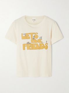 RE/DONE's tees are like those you might find hidden in a thrift store. This one is cut from soft cotton-jersey for a relaxed fit and printed with a playful 'let's be friends' graphic. Wear yours with the label's signature denim. Simplicity Fashion, Flat Dress Shoes, Exclusive Dress, Bag Dress, Summer Hats, Everyday Wardrobe, Printed Cotton, Lounge Wear, Womens Tops