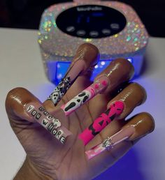 Short Nails Baddie, Baddie Halloween Nails, Nail Extensions Acrylic, Halloween Nails Diy, Henna Nails, Acrylic Toe Nails, Halloween Acrylic Nails, Baddie Nails, Dope Nail Designs