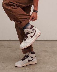 A Ma Maniere Jordan 1 Outfit, Jordan 1 A Ma Maniere Outfit, Jordan 1 A Ma Maniére, Jordan 4 A Ma Maniere Outfit, A Ma Maniere Outfit, Obsidian Jordan 1, Unc Jordan 1, Obsidian Jordan, Chicago Jordan 1