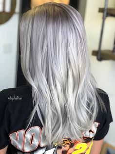 Platinum And Silver Highlights, Blended White Hair, White Blonde With Lowlights, Light Silver Hair, Platinum Grey Hair Silver, Silver Hair With Lowlights, Platinum Gray Hair Silver, Icy Grey Blonde Hair, Blonde Grey Hair