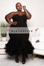 All Black Formal Dress Plus Size, Plus Size Burlesque Dress, Hollywood Glam Outfit Plus Size, All Black Outfit Plus Size Night, Black Formal Plus Size Dress, Plus Size Glamour Dresses, Plus Size Black Formal Dress, Plus Size Gala Dress Classy, Plus Size Formal Outfits