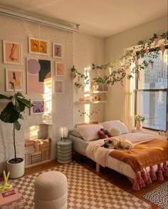 Bedroom ideas, bedroom decor, master bedroom ideas, boho, dream rooms, diy home decor, small bedroom ideas, aesthetic bedroom, aesthetic apartment, apartment decor ideas Cozy Bohemian, College Apartment Decor, Redecorate Bedroom, Cozy Room Decor, Bohemian Bedroom, Apartment Decor Inspiration, Room Makeover Bedroom, Dream Room Inspiration