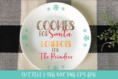 a white plate with the words couples for santa and carrots for the reindeer on it